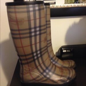 Authentic Burberry rain boots